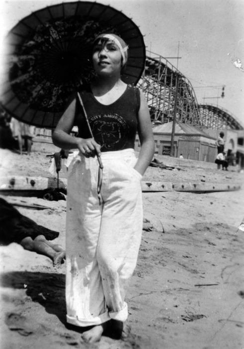 Los-Angeles-area-beach-is-Jesusita-ca.-1926.-